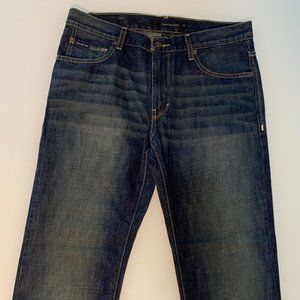 CALVIN KLEIN STRAIGHT CUT DISTRESSED SIZE 34